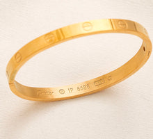 Load image into Gallery viewer, Love bracelet
