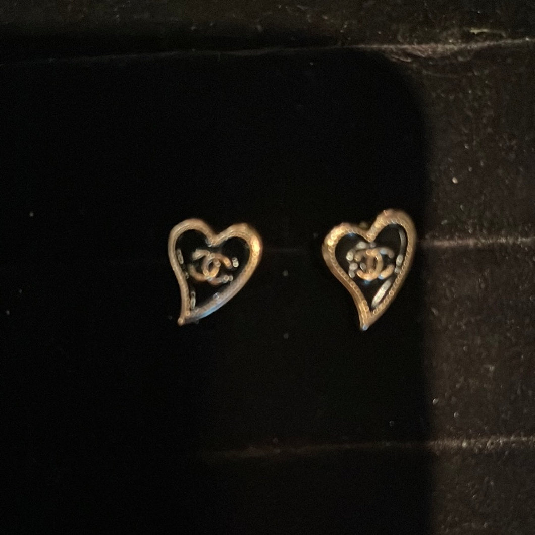 Pair C-N hearts